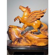 太行崖柏 馬到功成, 如圖所示, 1個
