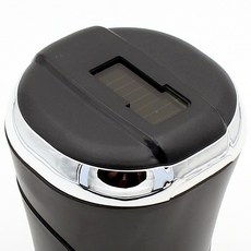 車用太陽能LED燈煙灰缸，開蓋亮燈，大容量，車載便攜, 1個, 黑银