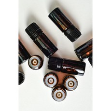 生活態DO 紫羅蘭濃縮香氛精油 持久花香 30ml, 1個, 紫羅蘭香氛