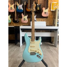 昕欣樂器 JET JS300BL 粉藍 電吉他 單單單 烤楓 送 袋子/PICK/背帶/調音器, 1個