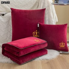 DFMEI 多功能加厚抱枕被子兩用辦公室午睡摺疊小靠墊汽車載車用靠枕頭被, 皇冠洋酒紅