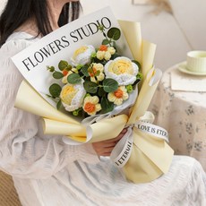 뜨개질 장미꽃 3송이 털실 꽃다발 여성 생일 선물, 1개, 노란색