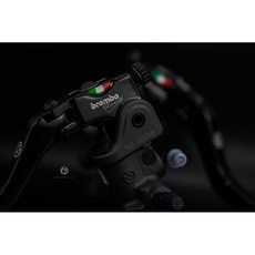 黑木賣場 BREMBO RCS14/15總榜，提升操控感，精準回饋，液壓系統線性輸出，輕量化設計，可調節槓桿位置, 1個