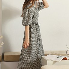 53-747 패턴인 P1636 - Dress(여성 원피스), 1개