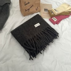 含正羊毛混紡柔軟手感高品質冬季防寒加厚圍巾女，保暖親膚，時尚百搭