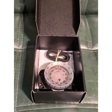 Suunto SK-8 腕戴式指北針 潛水導航精準指向 水上活動安全必備, 彈力繩