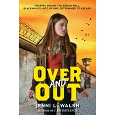 (영문도서) Over and Out Hardcover, Scholastic Press, English, 9781338775785