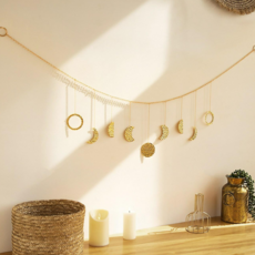 마크라크 골든 문라이징 써지컬 월행잉 가랜드 태피스트리, W커브