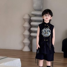 【兔巴叮童裝】新中式蝶戀花系列無袖立領馬甲套裝，高定系列學生洋裝兩件套兒童套裝，男童套裝，休閒舒適