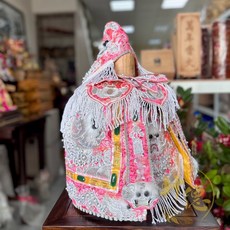 鑲玉龍袍_銀粉 錦緞材質雪衣 粉色神衣, 1個, 尺2+肚兜披肩