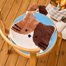 모던하우스 L 뚱냥이 터프팅 미니러그 겸 방석