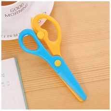 새로운 1 Pcs 137mm 미니 안전 둥근 머리 플라스틱 가위 학생 14세 이상 종이 절단 유치원 용품, 01 Yellow blue