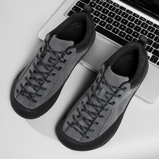 戶外登山徒步鞋男女透氣防滑運動鞋超輕騎行鞋