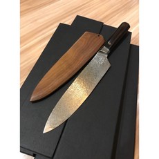 職匠 大馬士革 VG10鋼芯 料理牛刀 御系列 黑檀木手柄 20公分刃長, 1個, 不含鞘