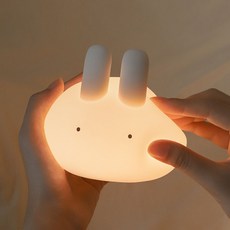 KOSKI 코스키히아데스 충전식 무선 귀엽고 말링말링한 실리콘 터치 LED 토끼 무드등, 토실이