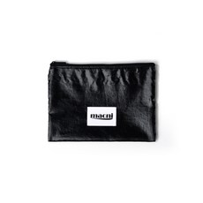 [마크니] GLOSSY SLIM POUCH BLACK