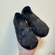 中國風手工刺繡男童鞋