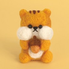 韓國大創 Daiso 限量 嘟嘟臉 DIY 羊毛氈 材料包 手工製作 戳戳樂毛氈 吊飾 娃娃 動物 公仔 禮物 小娃娃, 1個, 全身 松鼠