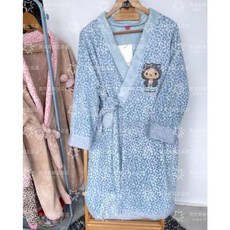 桃園出貨ing 秋冬珊瑚絨豹紋kitty印花浴袍長款抹胸可穿浴巾浴裙雙肩帶吊帶浴巾浴袍成人學生浴袍, 藍色浴袍, 1個