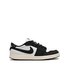 조던 에어 조던 1 KO 로우 블랙/화이트 스니커즈