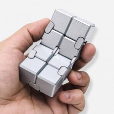 큐브 수납함 2종 퍼즐큐브 손가락장난감, 1개, 본품+케이스 블랙 110g