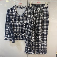 소이 충장점 블랙 체크 파자마 세트 24fw752 <50% 세일중~~!> 남녀공용 귀여운 강아지 일러스트 포인트 블랙 체크 파자마 세트~