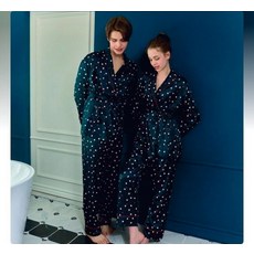 신영와코루 솔브균일가세일은은한 광택 샤무즈 스판 다이아 도트 나염 커플 잠옷D_JSPA2325M_DJ 208621