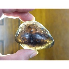 §能量礦石§ 印尼隕石河川滾石拋光 Agni Manitite 火山玻璃 105克, 1個