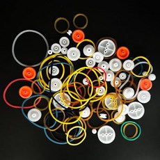 84PCS 벨트 풀리 세트 2MM 홀 플라스틱 벨트 풀리 고무 밴드 DIY 모델 RC 자동차 로봇 비행기 액세서리, 84