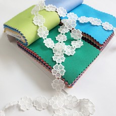 격자꽃장식 케미컬레이스 폭 2cm 백아이보리, 1개