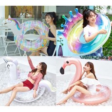 대형 물놀이튜브 여름 바캉스 필수품 플라밍고 디자인 수영장 워터파크 휴가 튜브 물놀이 촬영 소품 팬션 풀빌라, 1개, AC_90 반짝이는 무지개 왕관