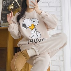 Worldlook 女款史努比印花長袖圓領刷絨T恤+縮口長褲