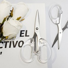 반투명 손잡이 가위 소