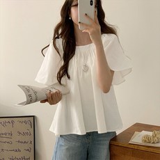 데일로엔 여성 데일리룩 슬림핏 여름 퍼프 블라우스