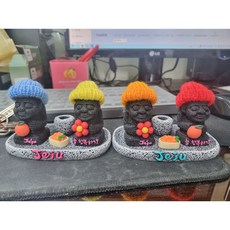Jeju(제주) 코바늘 모자쓴 돌하르방(늘 행복하기) 펜꽂이 장식인형(랜덤 1종) 12cm x 7.5cm, 1개