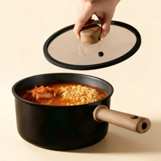 Shipshape 인덕션용 편수냄비 한손냄비 20센치 티타늄 한손 손잡이 냄비 빠른 열전달 라면냄비 국냄비 내열 손잡이 가정용 자취용 1인용/2인용, 1개, 딥블랙, 20cm