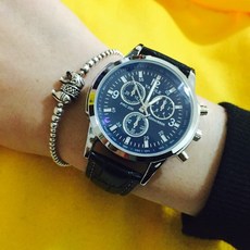 藍光夜光三眼造型錶