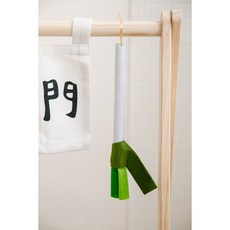 GoGraphy 聰明門抓周道具組 寶寶週歲儀式 多功能衣架設計, 1個, 不織布蔥（一根）, 綠色