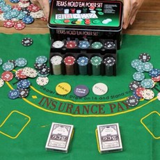 TEXAS HOLD'EM POKER SET 遊戲籌碼組 200片籌碼, 1個, 籌碼鐵盒組