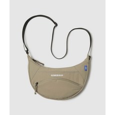 엄브로 UMBRO 에센셜 포켓 호보백 베이지 UR123CBG11 UR123CBG11_BEI0 324430