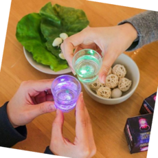 예쁜술잔 LED 불빛 소주잔 술잔 컵 잔