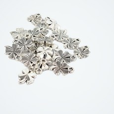 실버 엔틱 클로버 펜던트 액세서리 부자재 키링 재료 쓱템