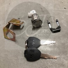 電動車椅墊鎖 桶座鎖組，含兩把鑰匙與固定配件