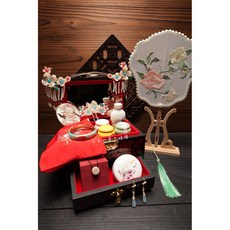 公主的夢中婚禮 拜媽祖城隍夫人王母娘娘九天玄女註生娘娘土地婆妙應仙妃仙女神明胭脂水粉精緻拜拜用品聖誕敬獻神尊擺宴, 1個