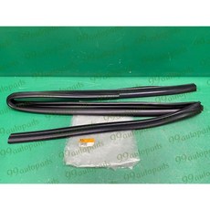 (汽車零件專家)GRUNDER 2.4 MR599943 MR599944 玻璃框橡皮 玻璃泥槽 車窗橡皮 車窗防水橡皮, 1個, 左駕駛座後方 MR599943