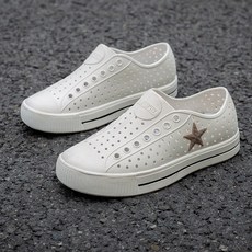 情侶洞洞鞋 雨鞋兩用 戶外運動小白鞋 耐磨防滑涉水鞋 趕海防割防水鞋