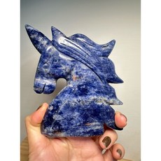 手工雕刻藍紋石獨角獸擺件，精緻雕工，獨特紋理，增添生活藝術氣息