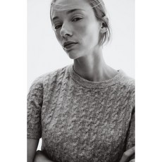 국내백화점 H&M 가디건 브랜드관 케이블 니트 스웨터 라이트 그레이 멜란지 1293385002 커플 사무실 (BK파우치 증정)