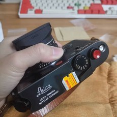 M로고 스티커 카메라 상단 필름 보호 라이카(m10/11상단로고) 스크레치, B. 필름이 없는 별도의 로고 스티커 두 세트검은색 텍