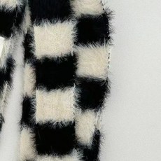 韓國毛茸茸條紋窄版圍巾，秋冬時尚圍脖配飾，百搭復古配色，展現個性潮流風格